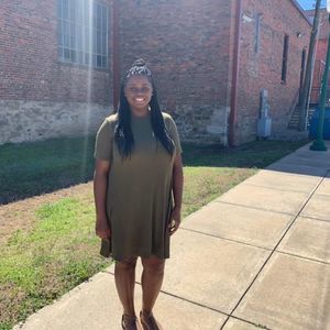 Meet your Posher, Janelle